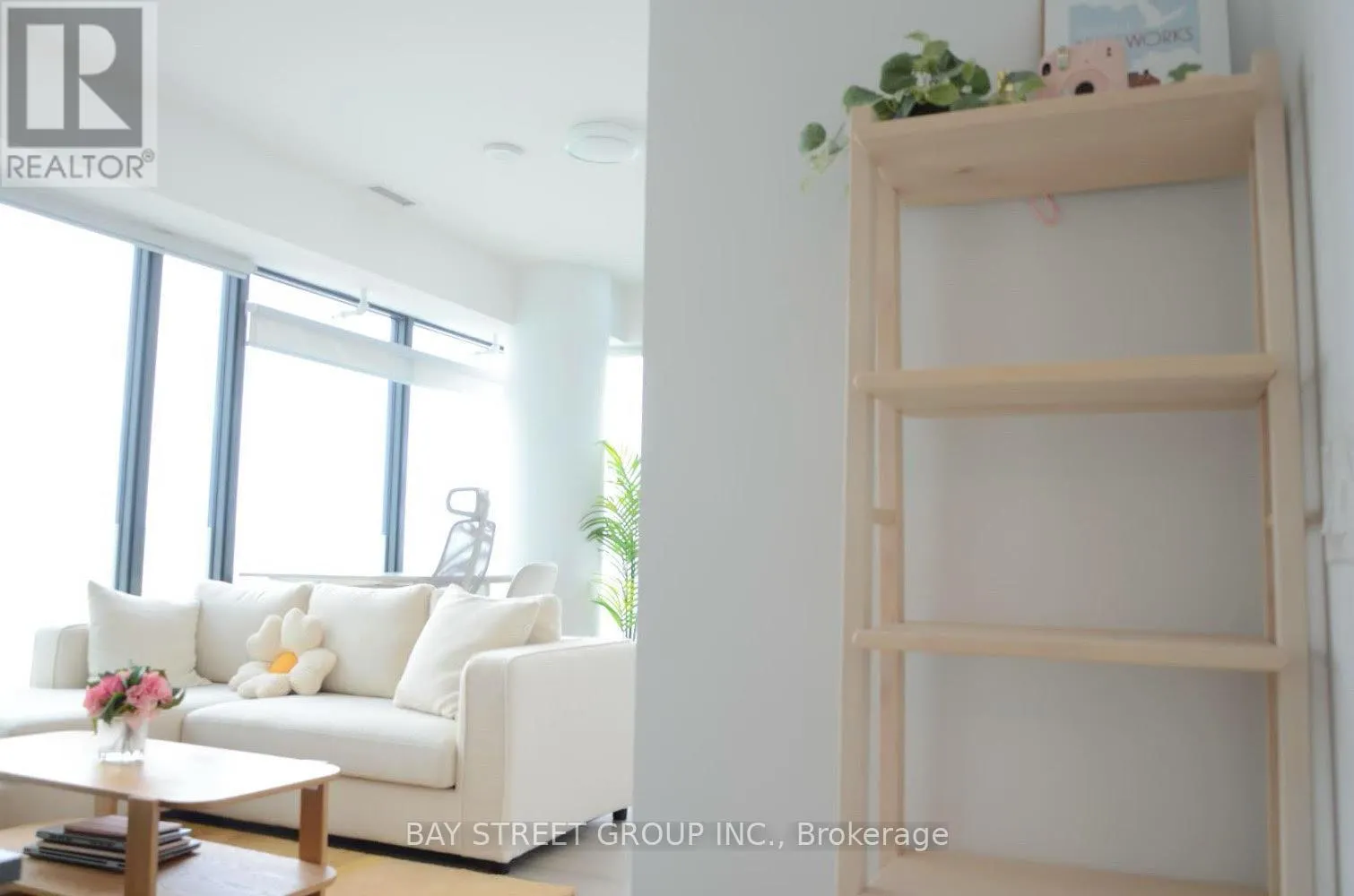 #3502 - 20 LOMBARD STREET