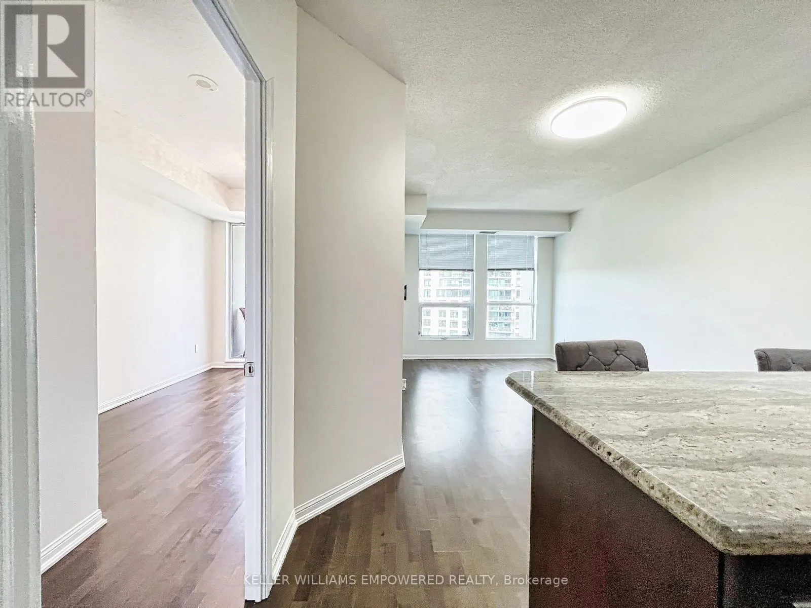 715 - 628 FLEET STREET