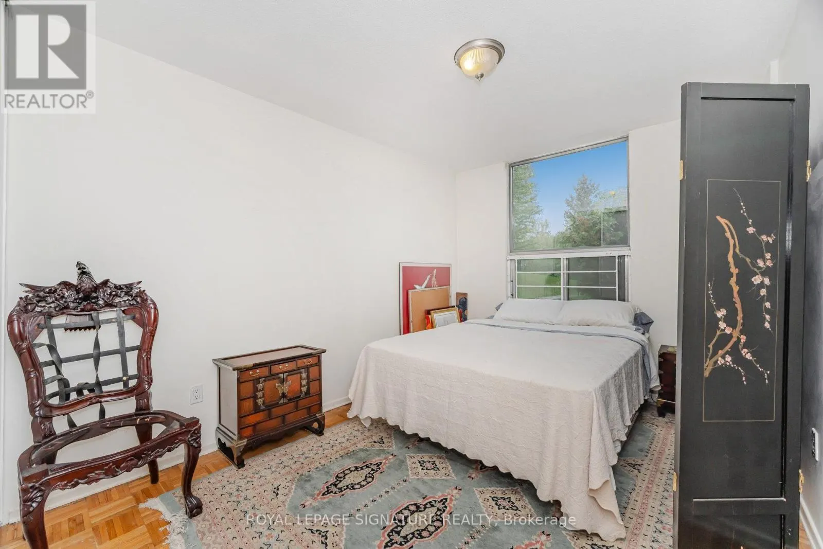 303 - 10 EDGECLIFF GOLFWAY