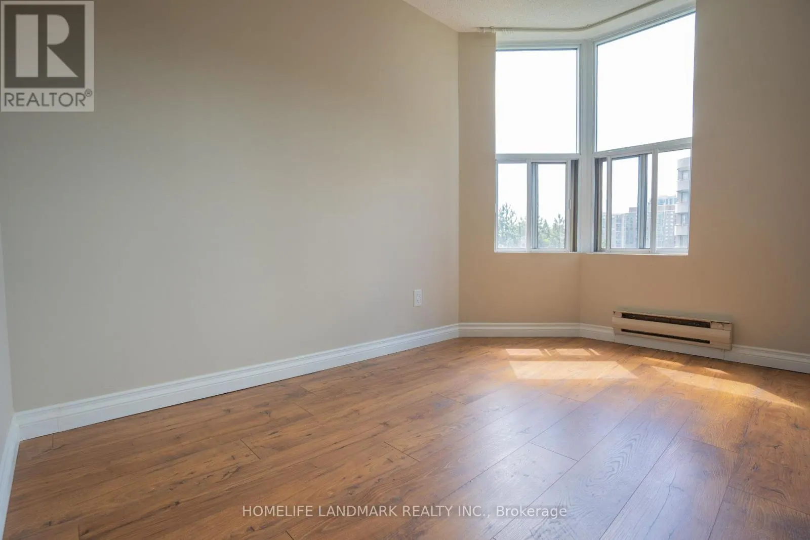 608 - 5795 YONGE STREET