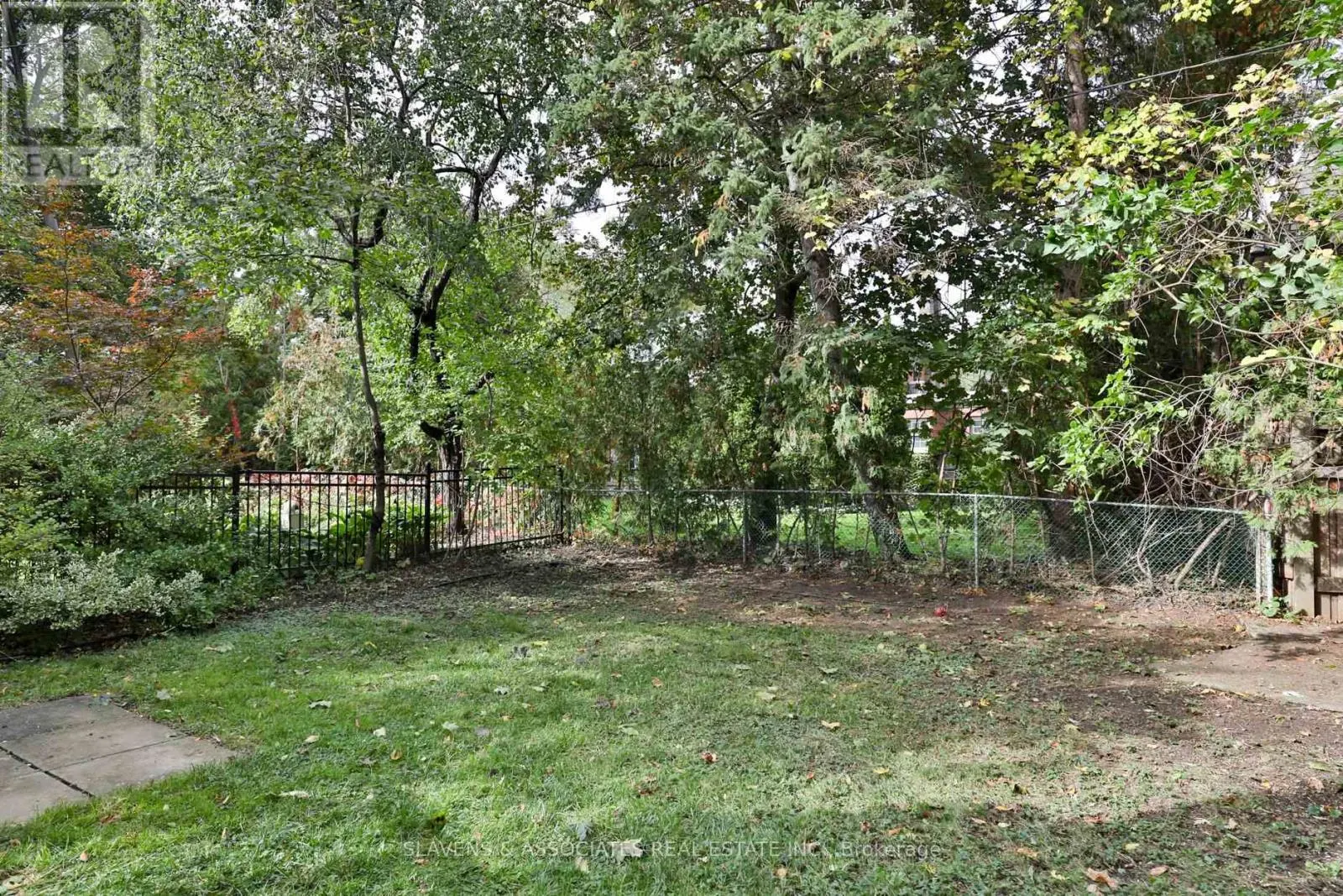122 WILSON AVENUE