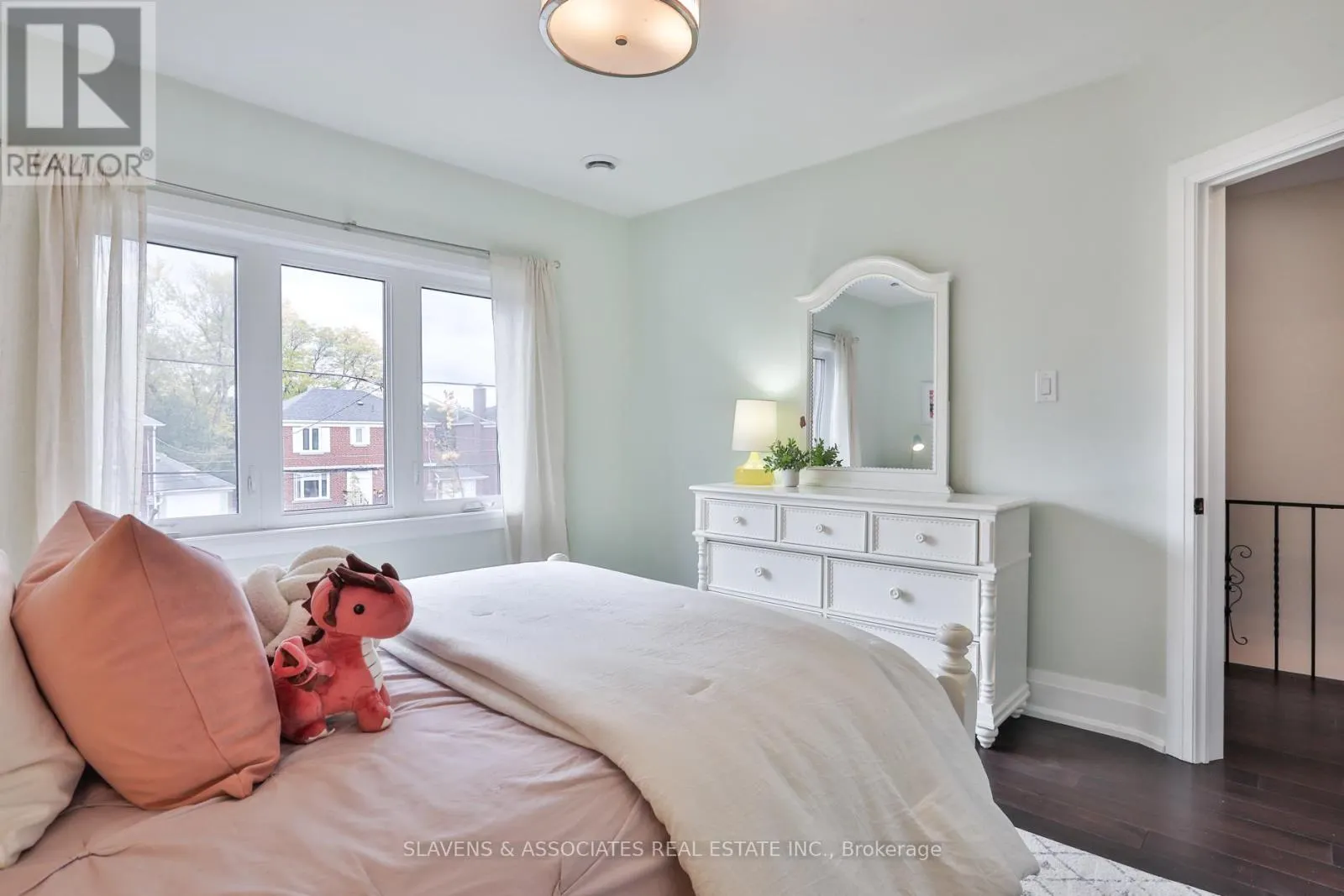 122 WILSON AVENUE