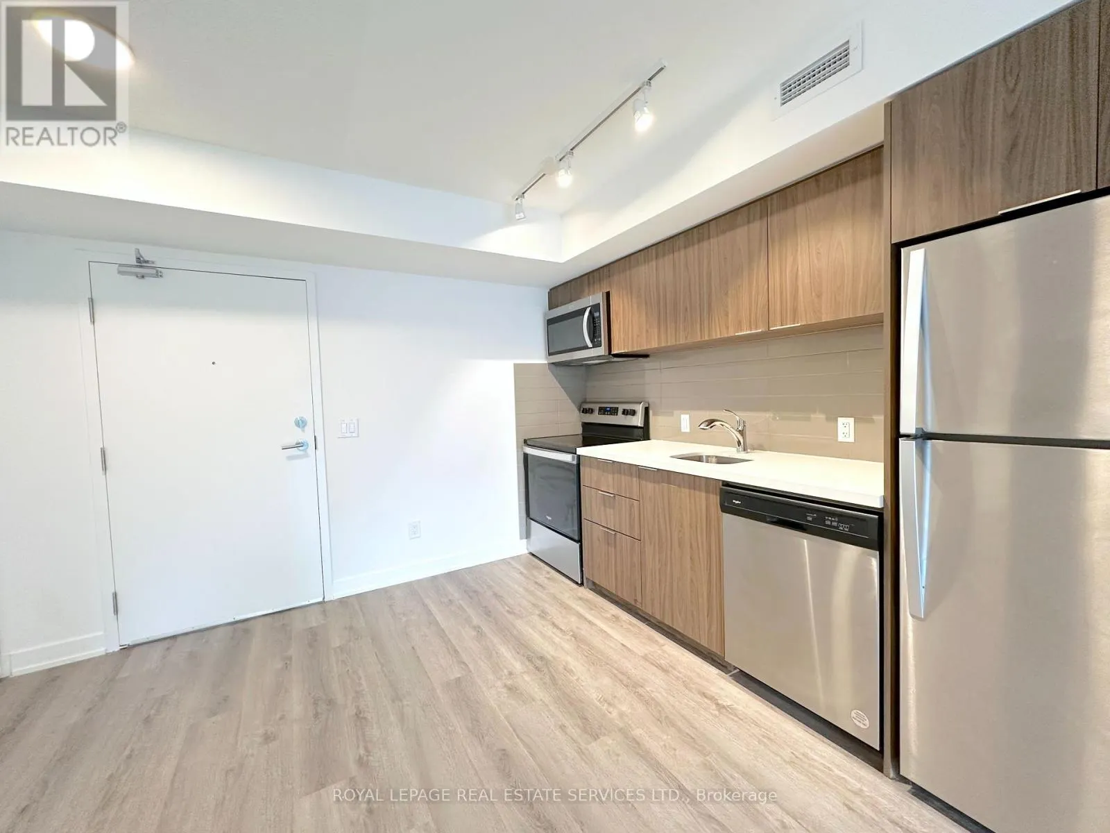 208 - 1225 YORK MILLS ROAD
