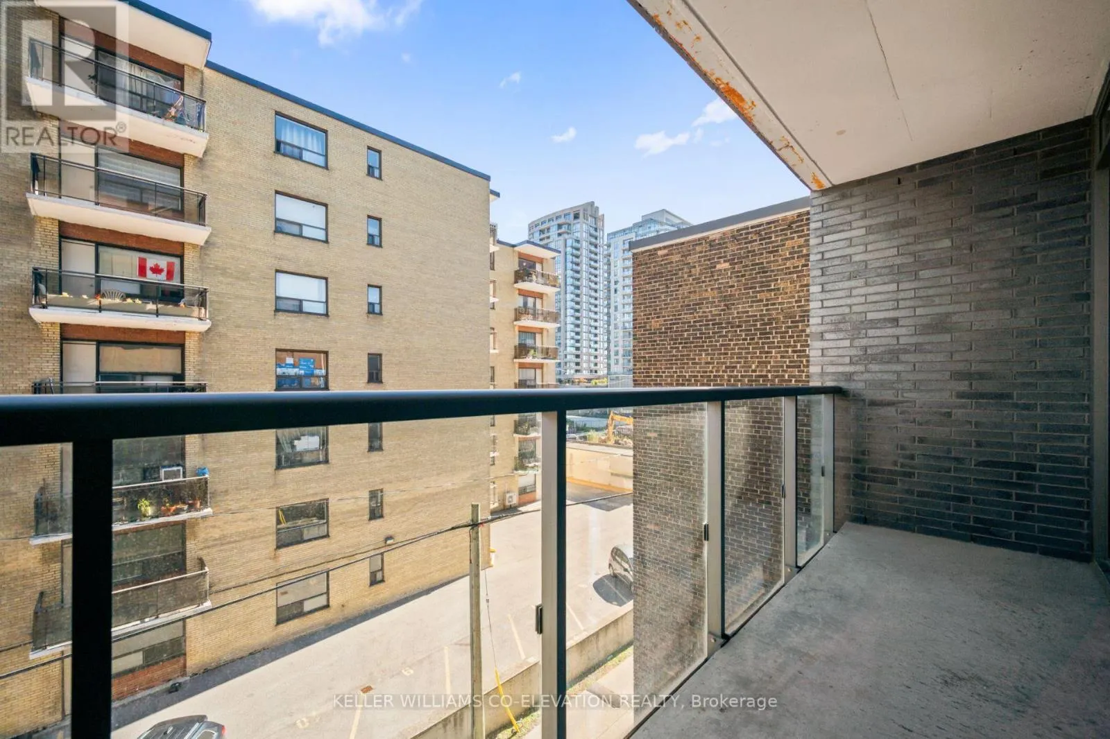 302 - 109 VAUGHAN ROAD