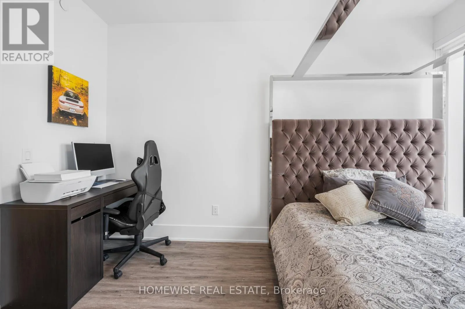 1012 - 470 FRONT STREET W