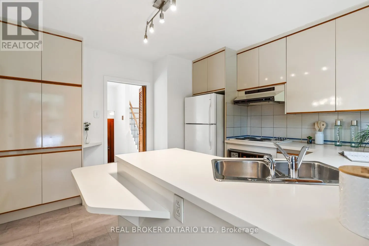 29 VEERY PLACE