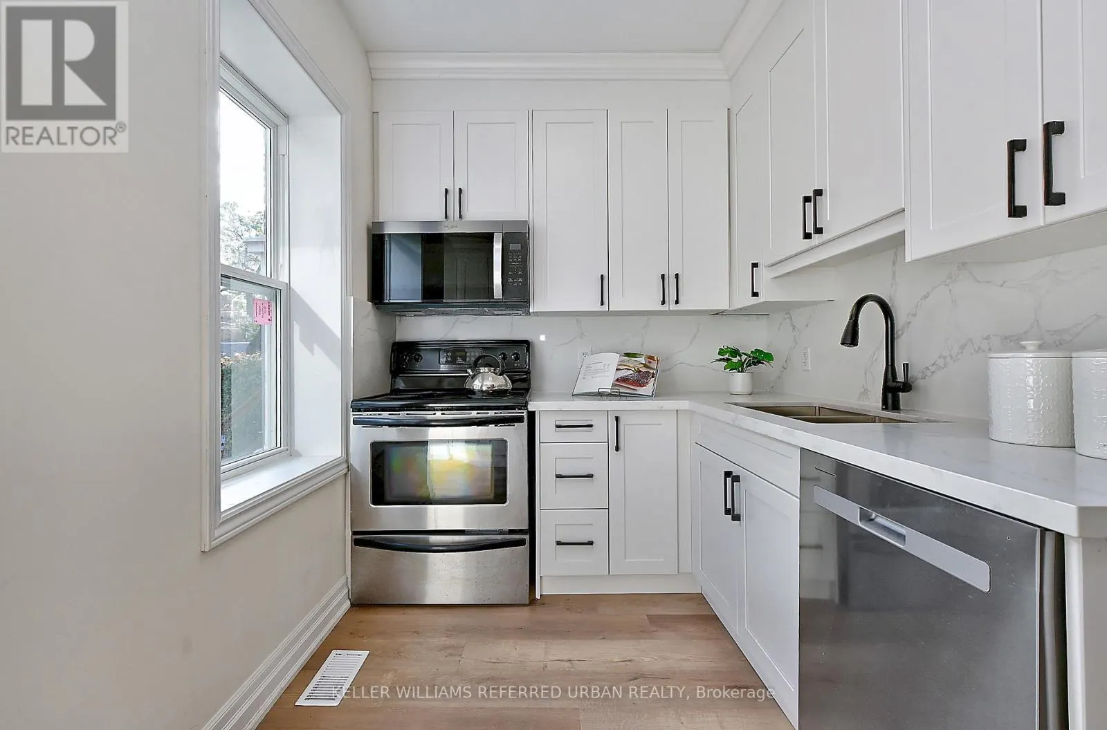 789 MARKHAM STREET
