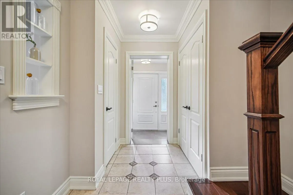 265 WINNETT AVENUE