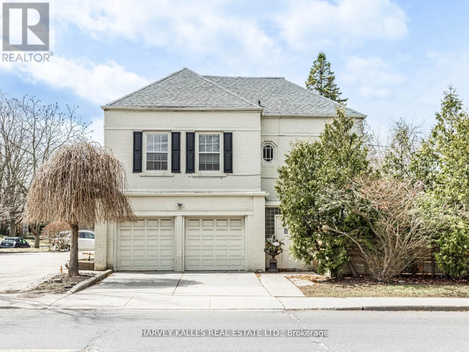 2 SILVERWOOD AVENUE