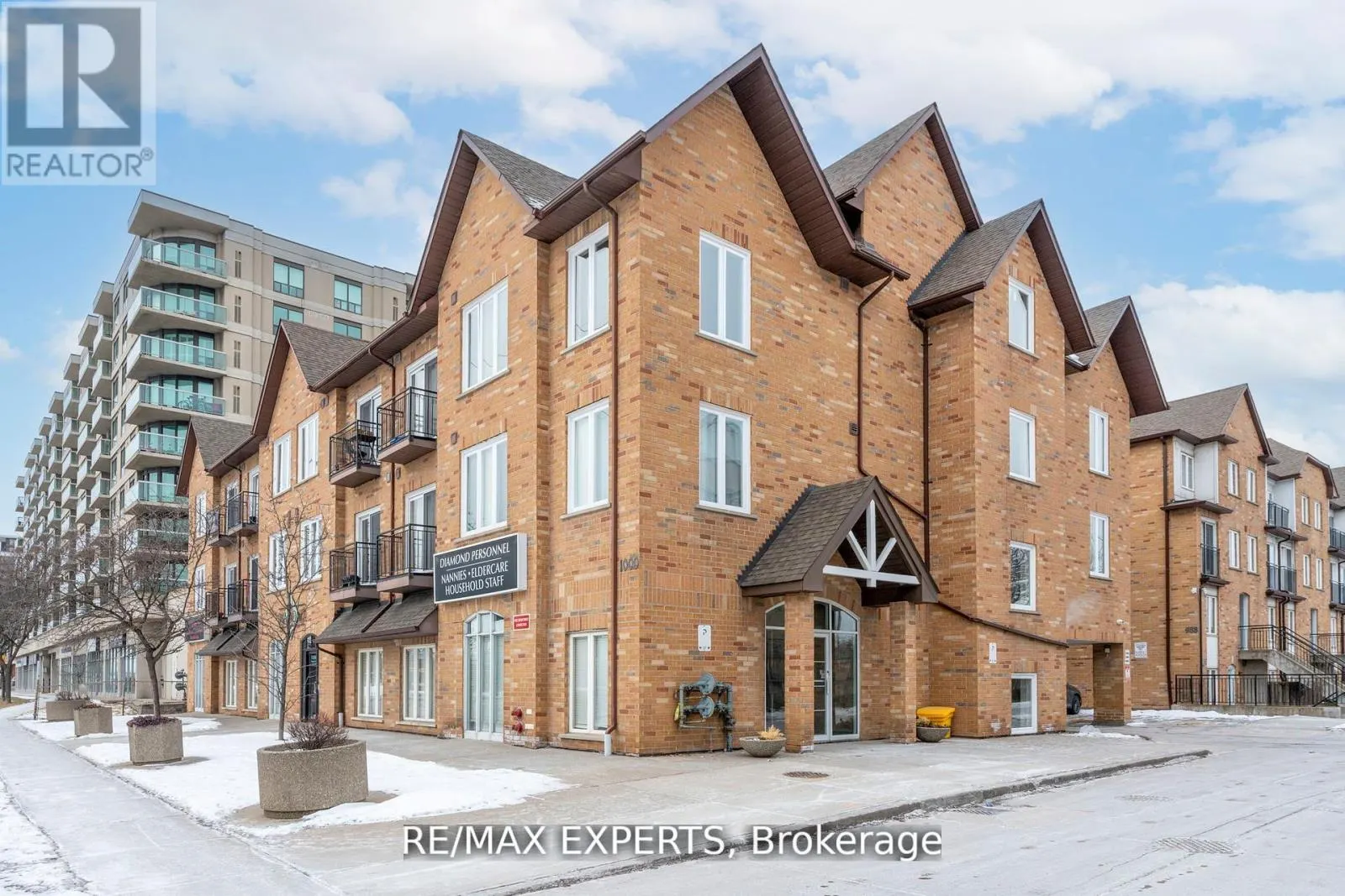 206 - 1000 SHEPPARD AVENUE W