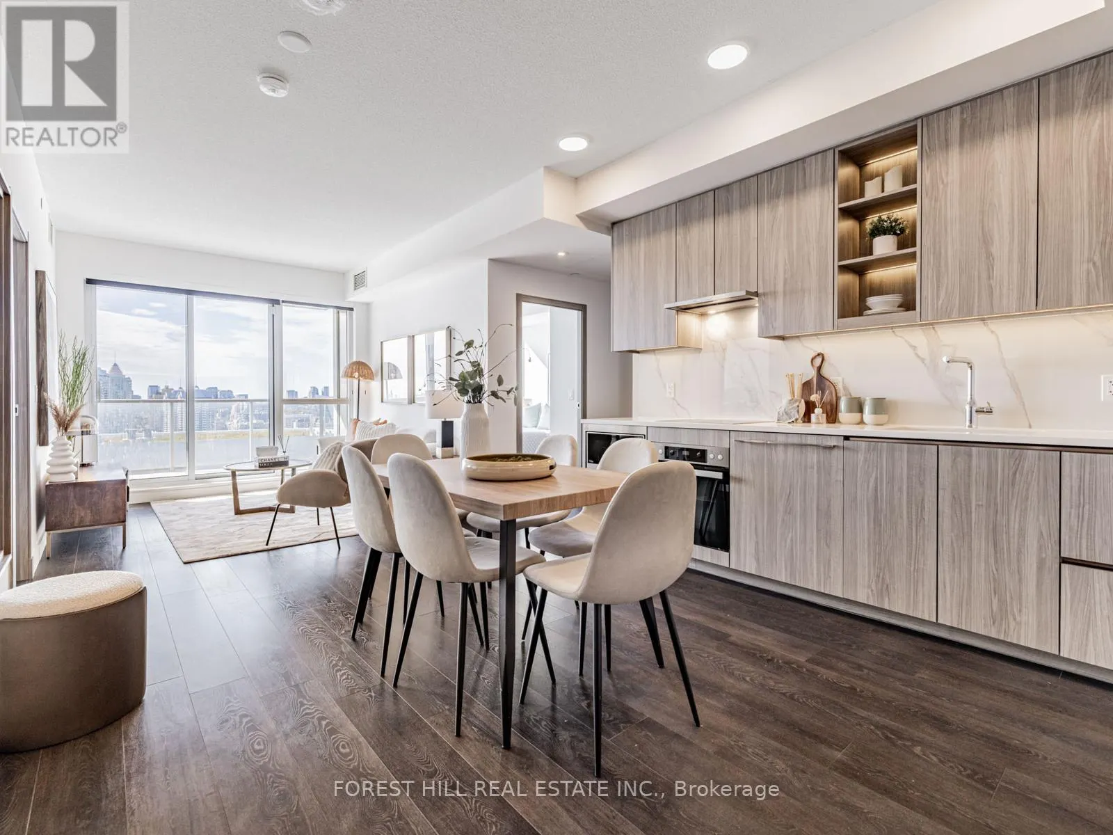 2706 - 27 MCMAHON DRIVE