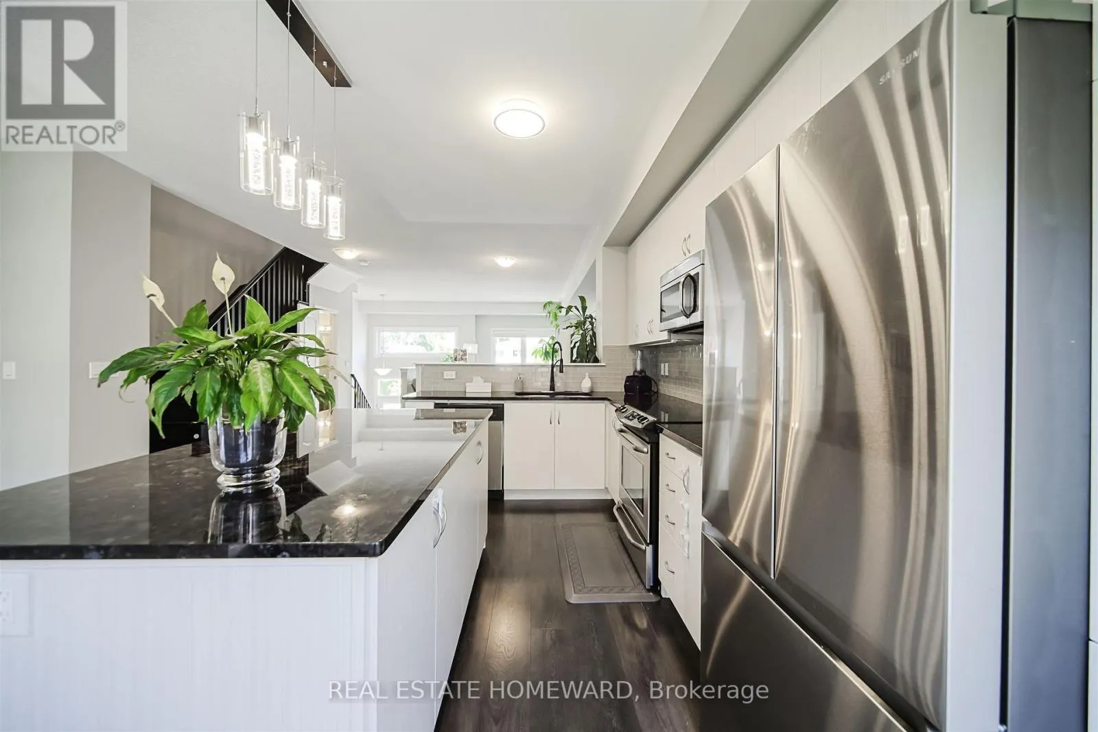55 ANTIBES DRIVE