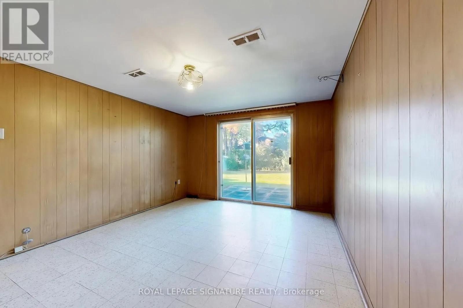 410 PATRICIA AVENUE