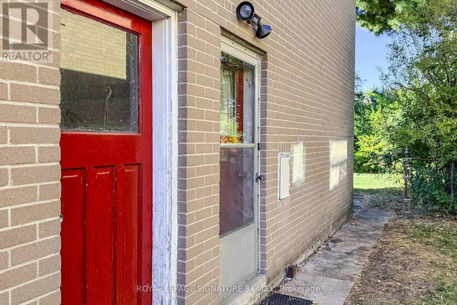 410 PATRICIA AVENUE