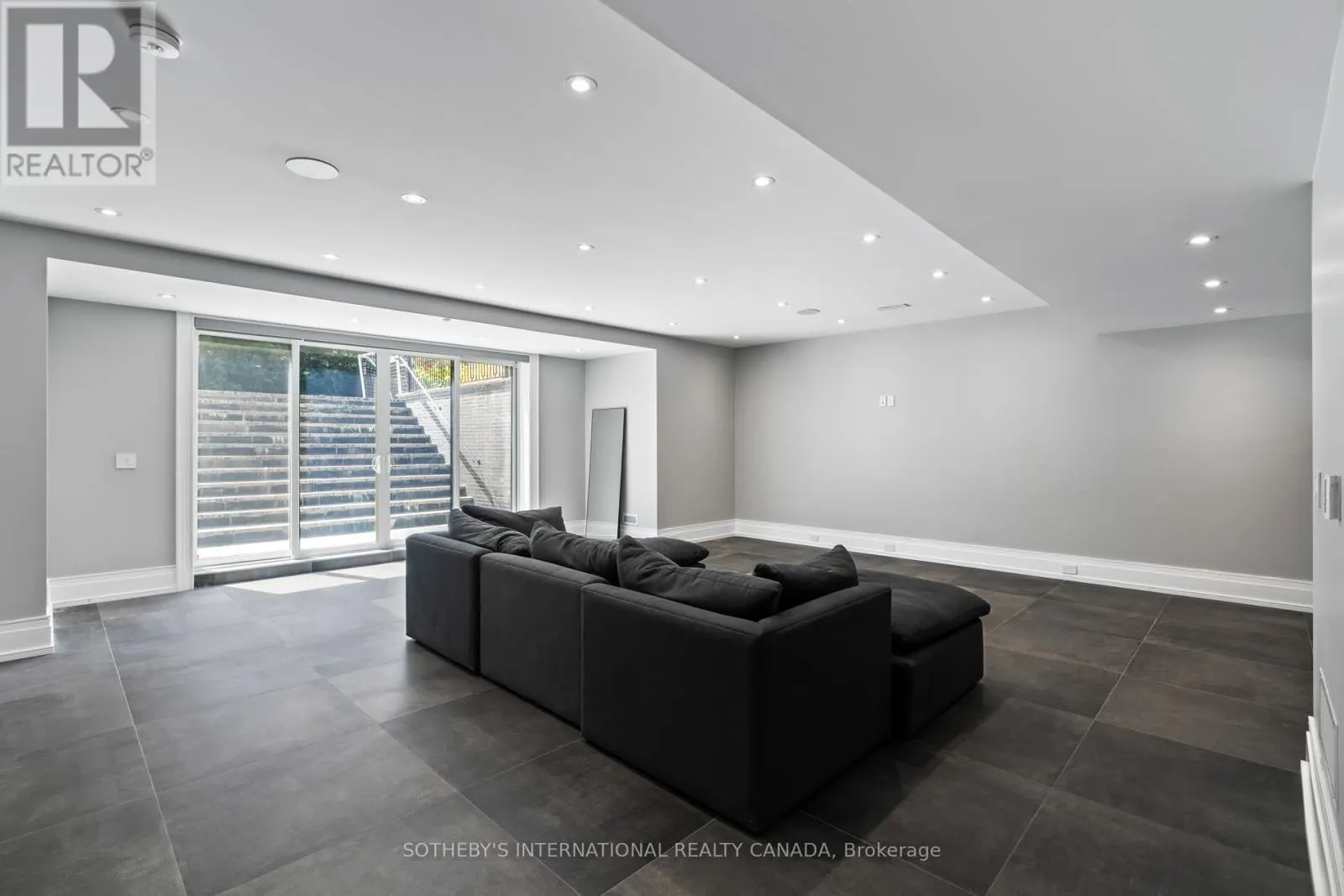 71 YORKVIEW DRIVE
