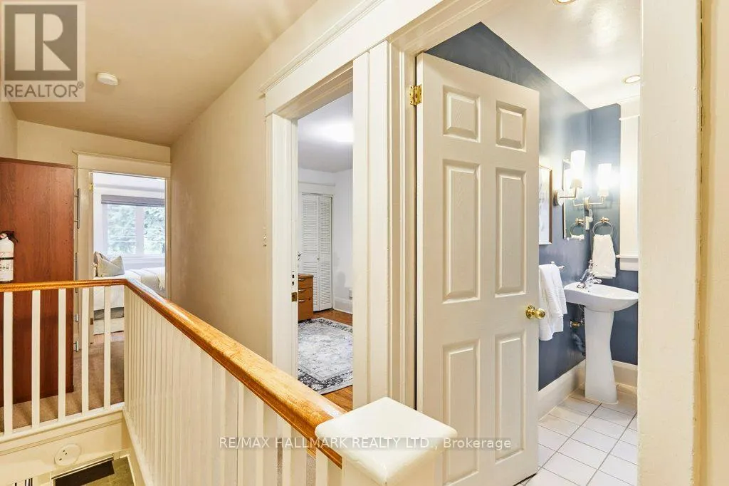 437 DAVISVILLE AVENUE
