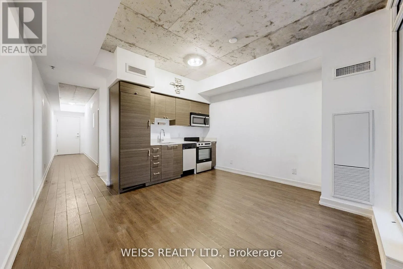 215 - 707 DOVERCOURT ROAD