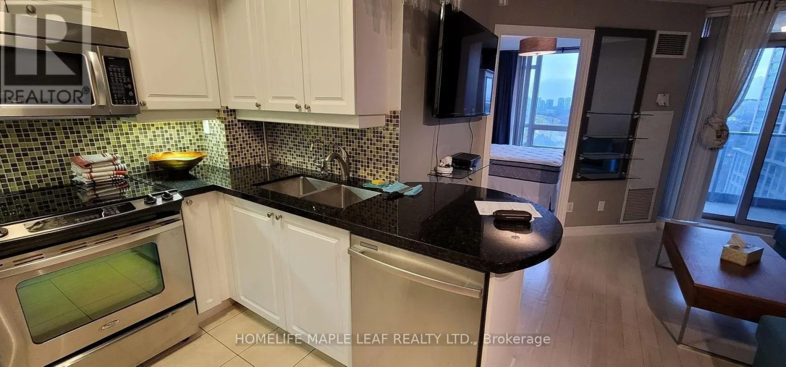 1113 - 1 REAN DRIVE