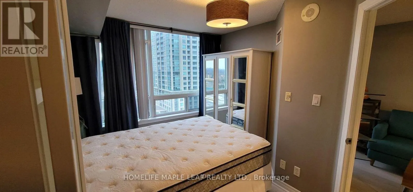 1113 - 1 REAN DRIVE