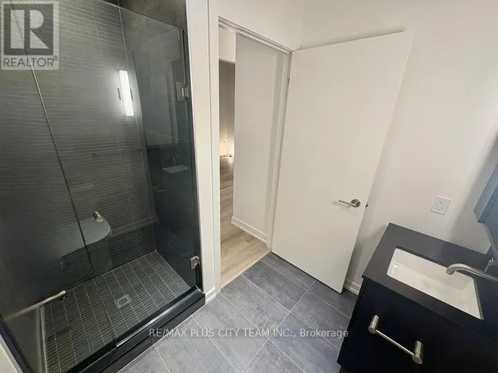 408N - 120 BROADWAY AVENUE