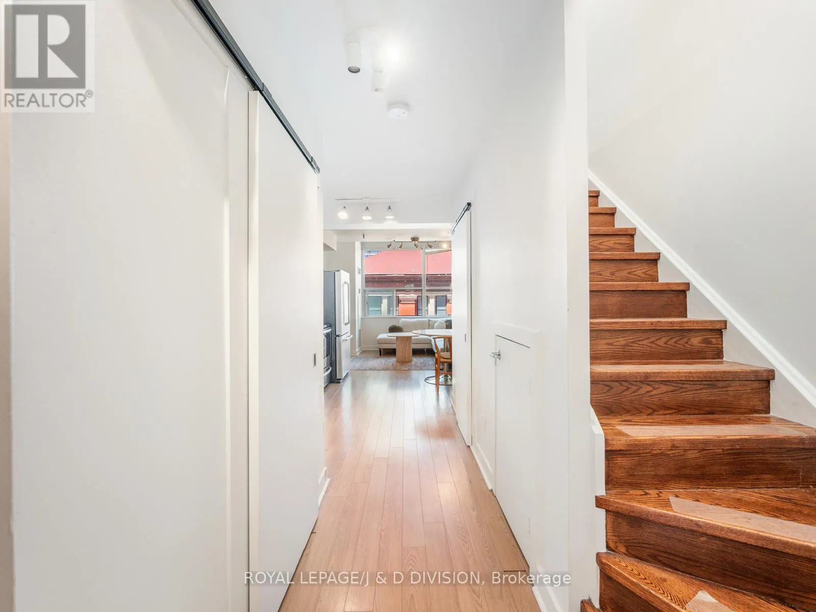 308 - 77 LOMBARD STREET