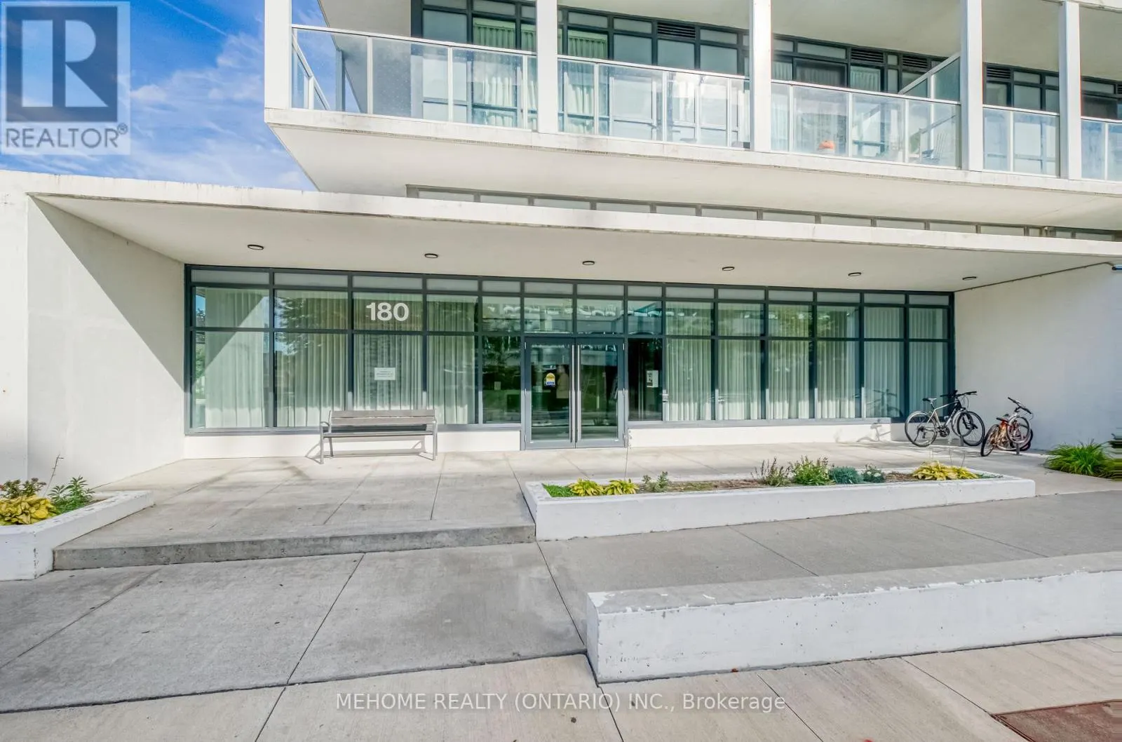 905 - 180 FAIRVIEW MALL DRIVE