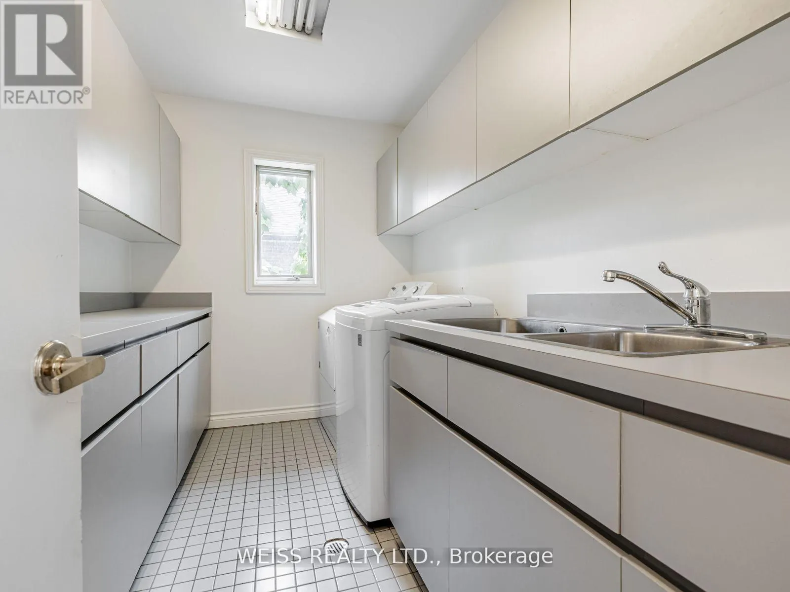14 NORTHMOUNT AVENUE