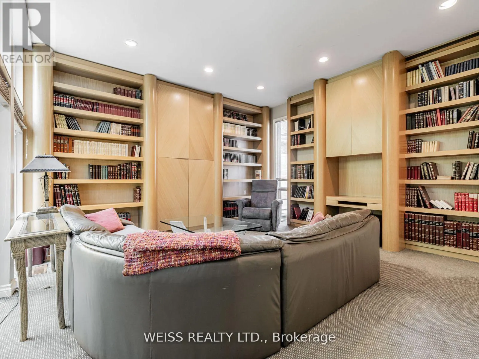 14 NORTHMOUNT AVENUE