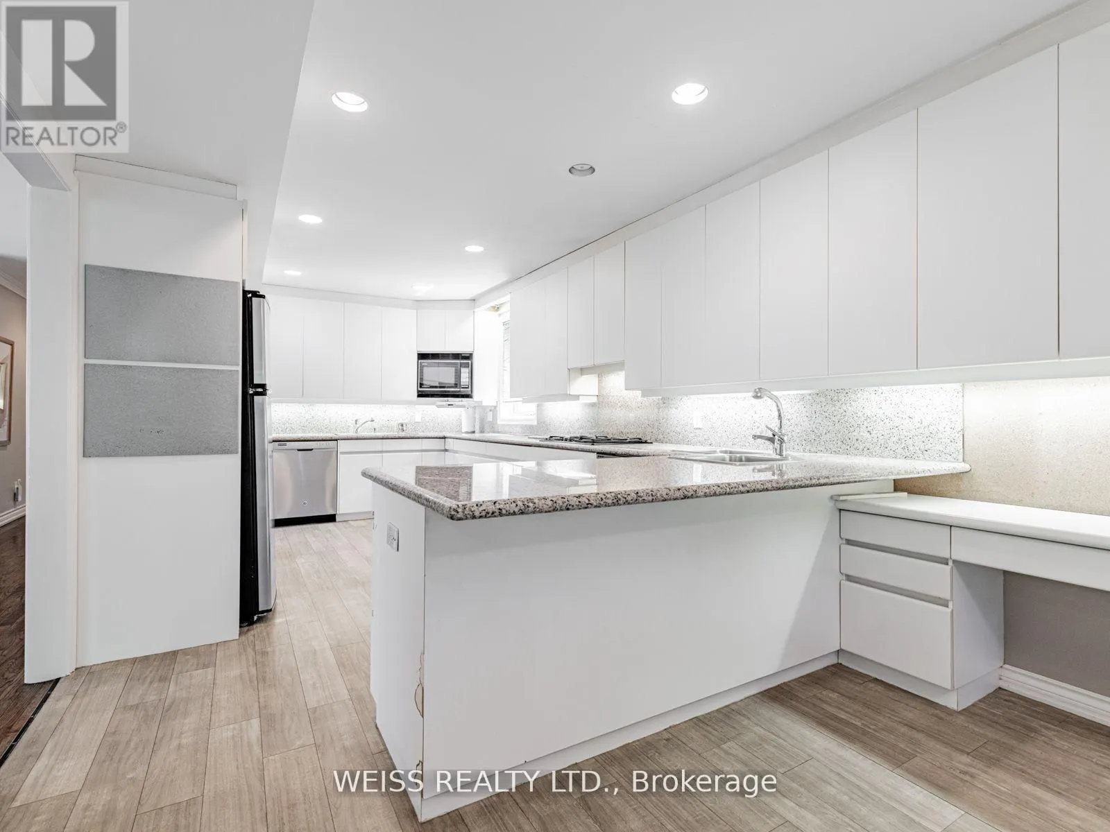 14 NORTHMOUNT AVENUE