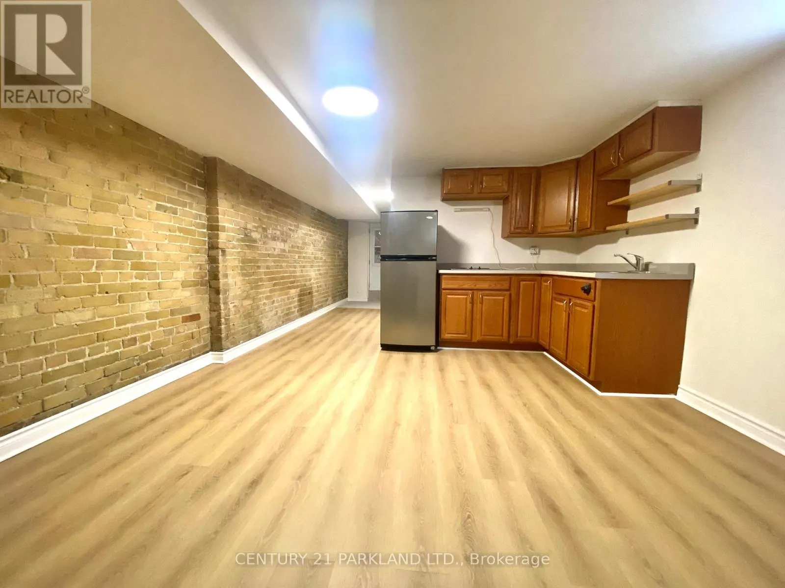147 WINCHESTER STREET