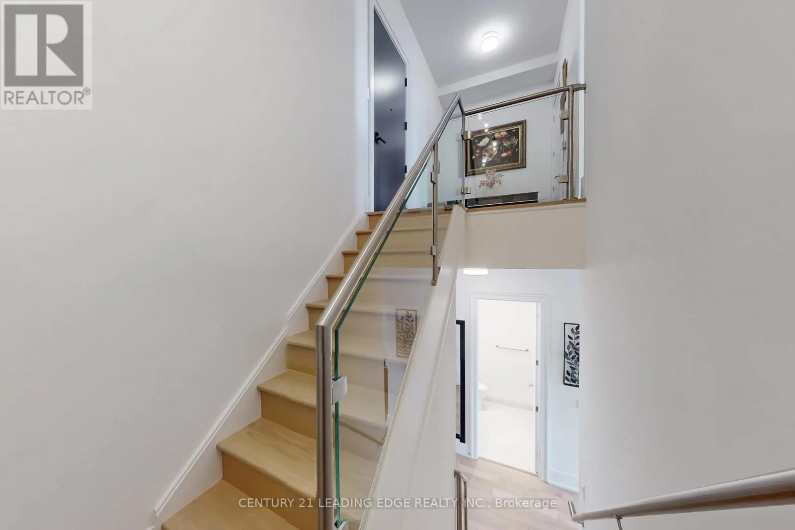 115 - 25 ADRA GRADO WAY