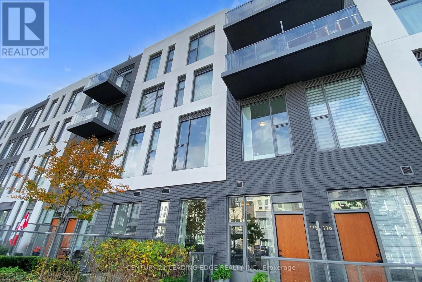 115 - 25 ADRA GRADO WAY