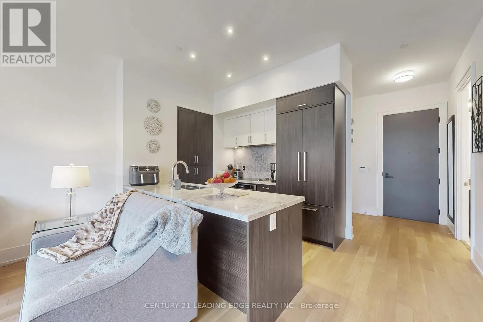 115 - 25 ADRA GRADO WAY