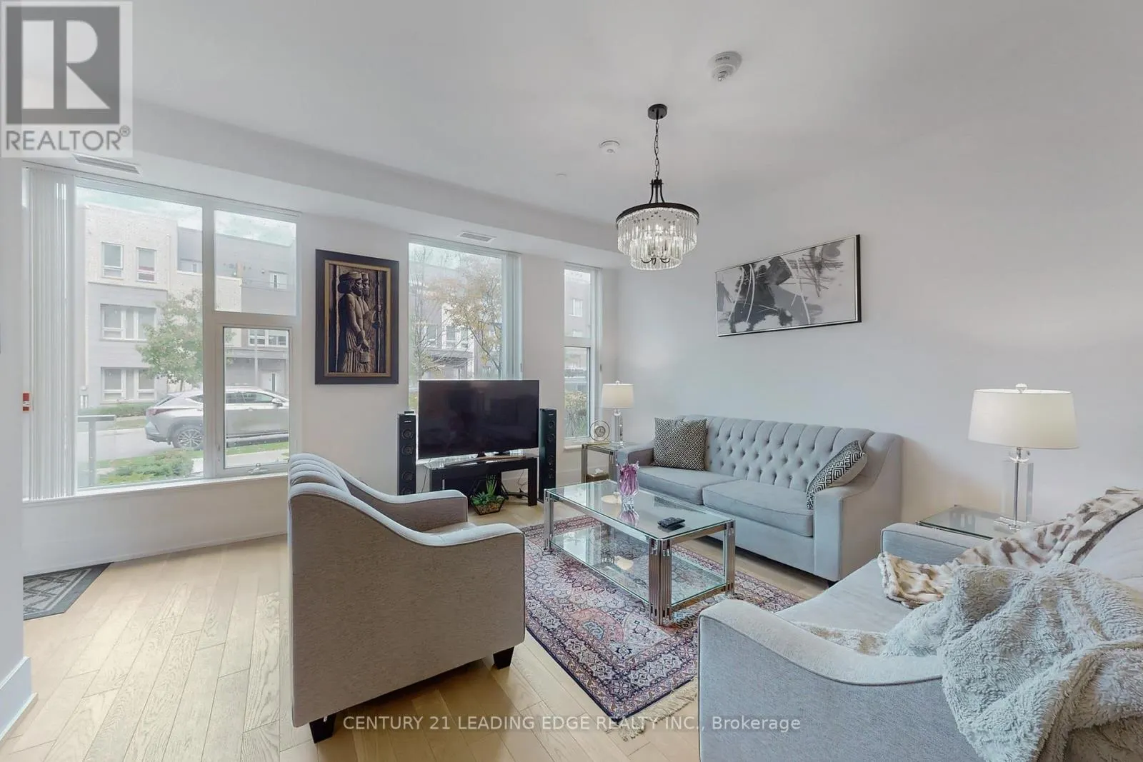 115 - 25 ADRA GRADO WAY