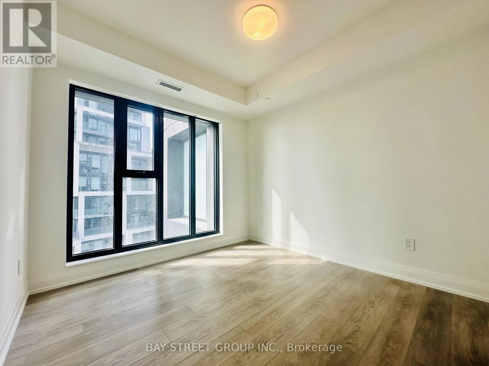 1003 - 20 SOUDAN AVENUE