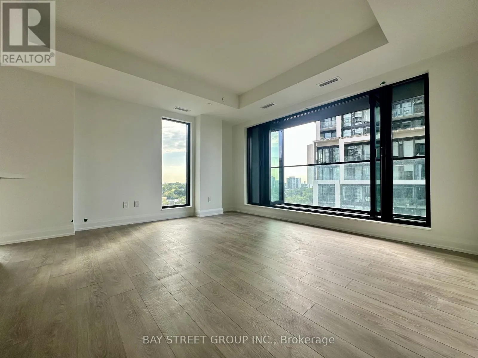 1003 - 20 SOUDAN AVENUE