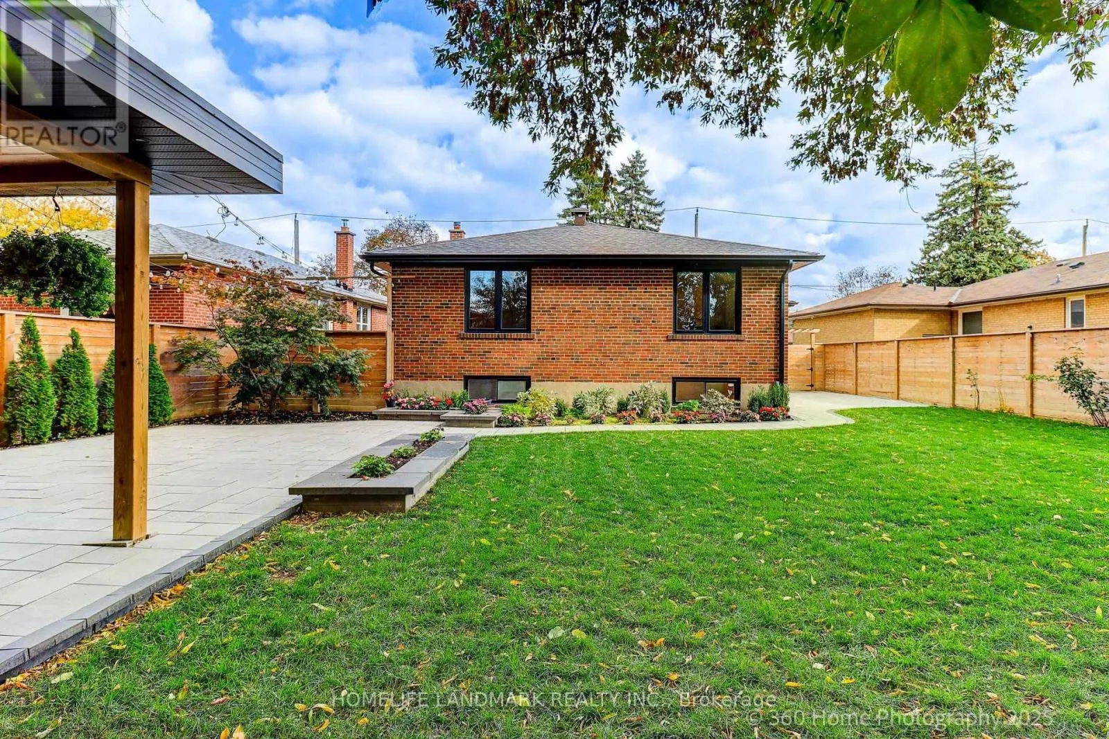 24 EVANSTON DRIVE