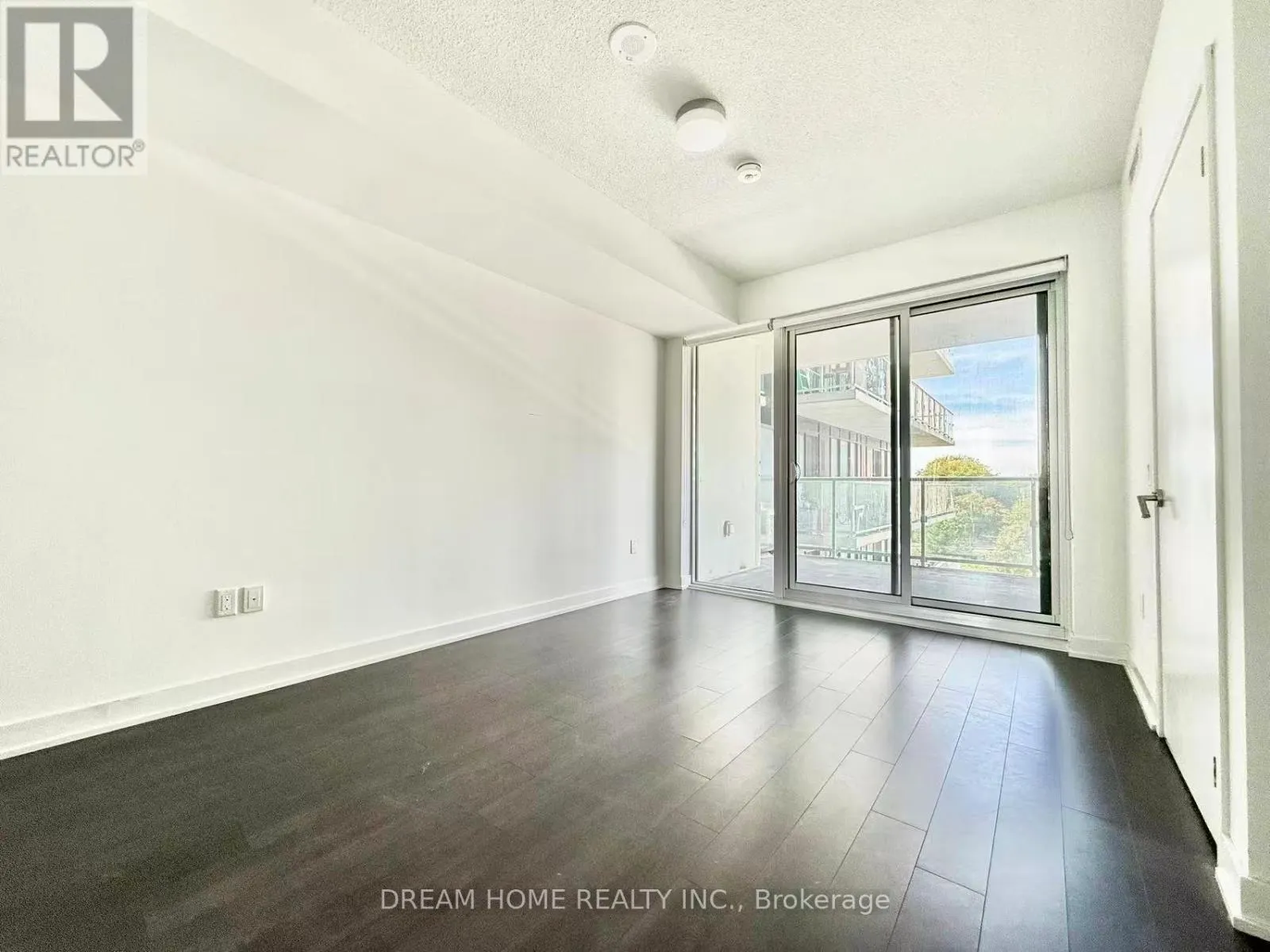 403 - 50 O'NEILL ROAD