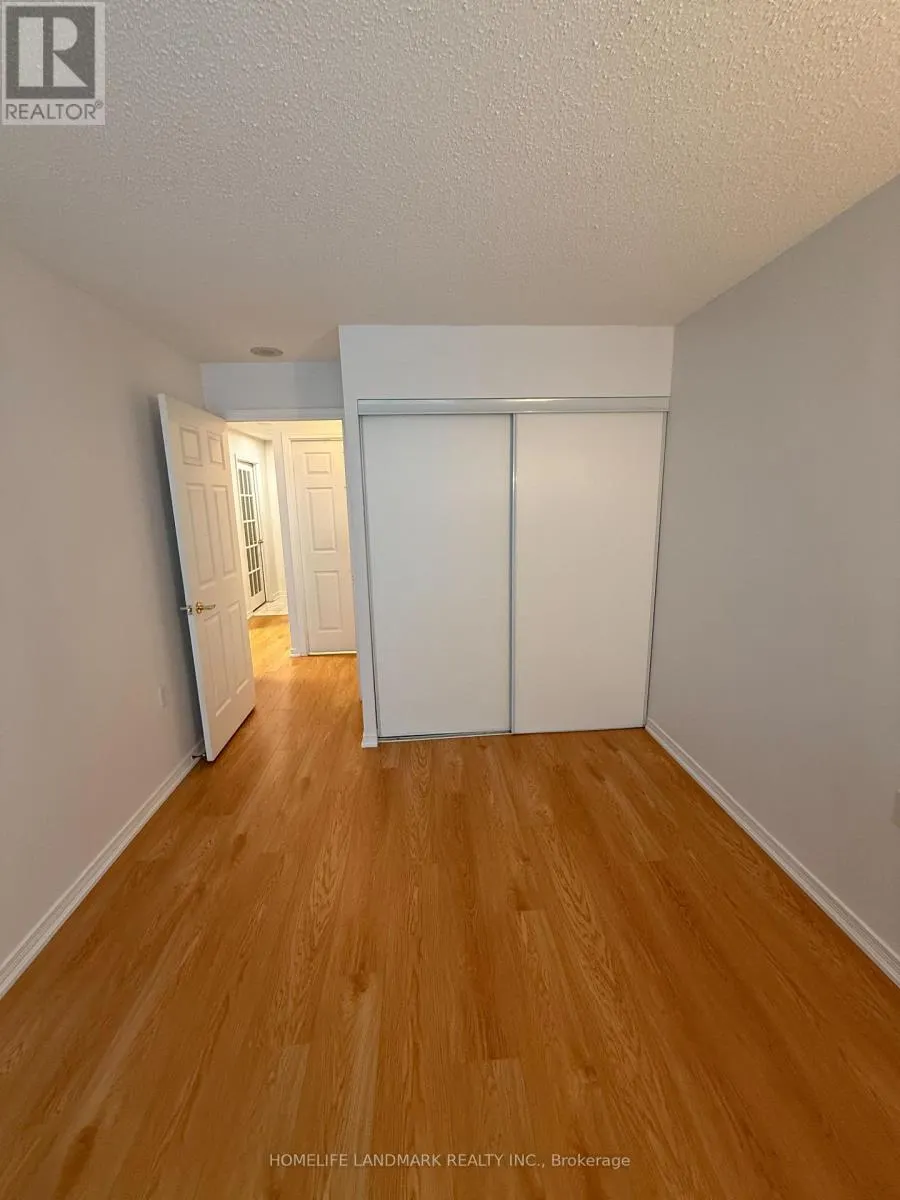 215 - 28 OLIVE AVENUE