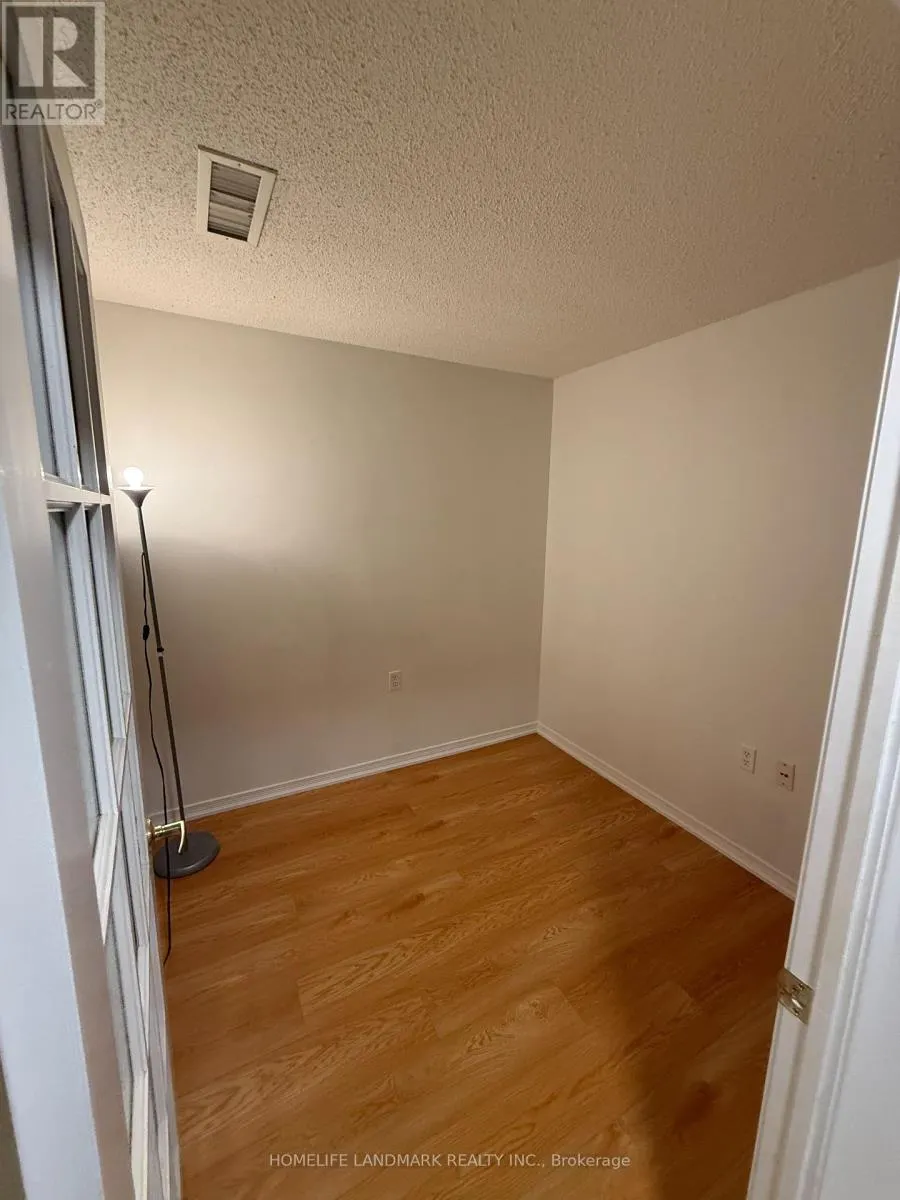 215 - 28 OLIVE AVENUE