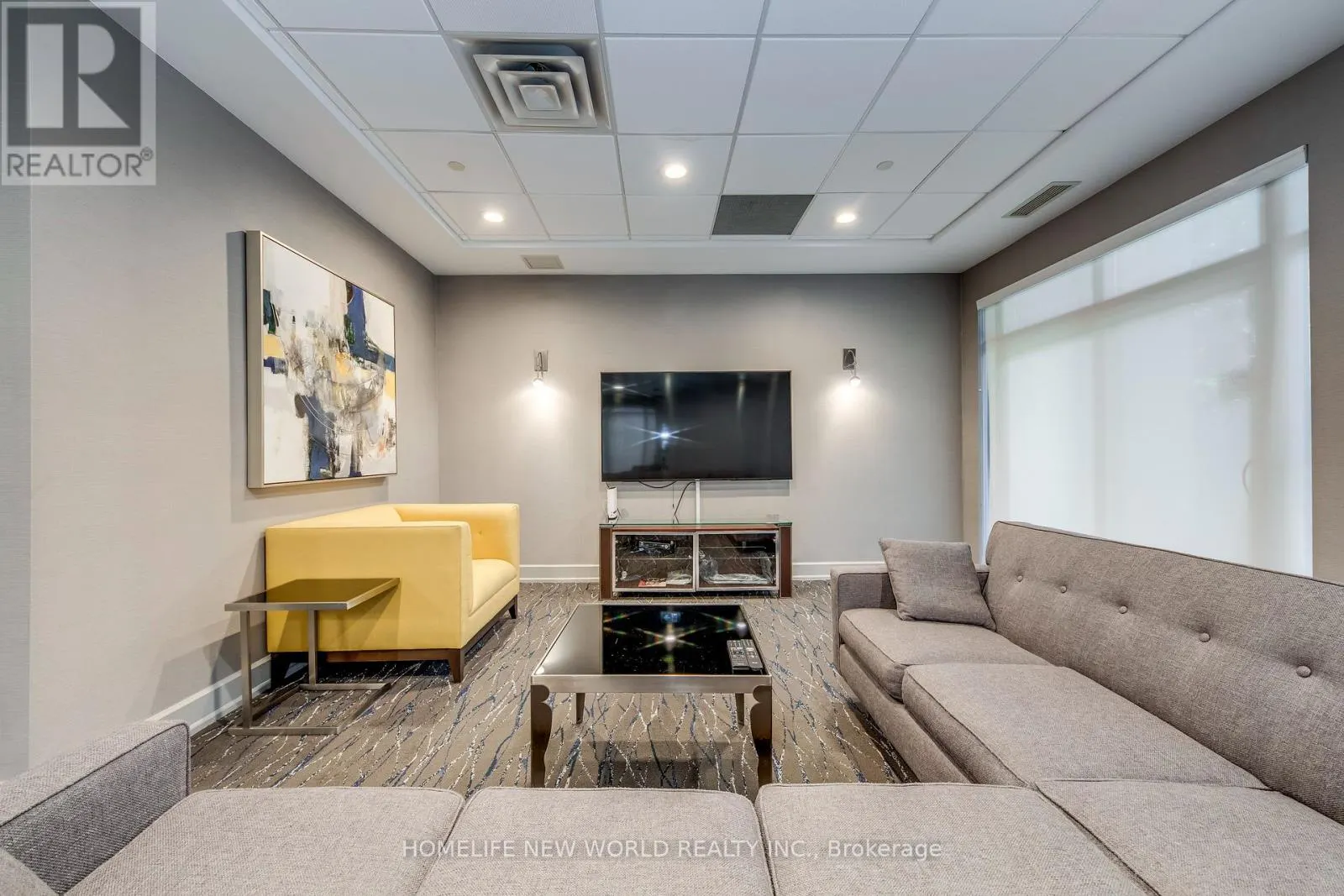 531 - 650 SHEPPARD AVENUE E