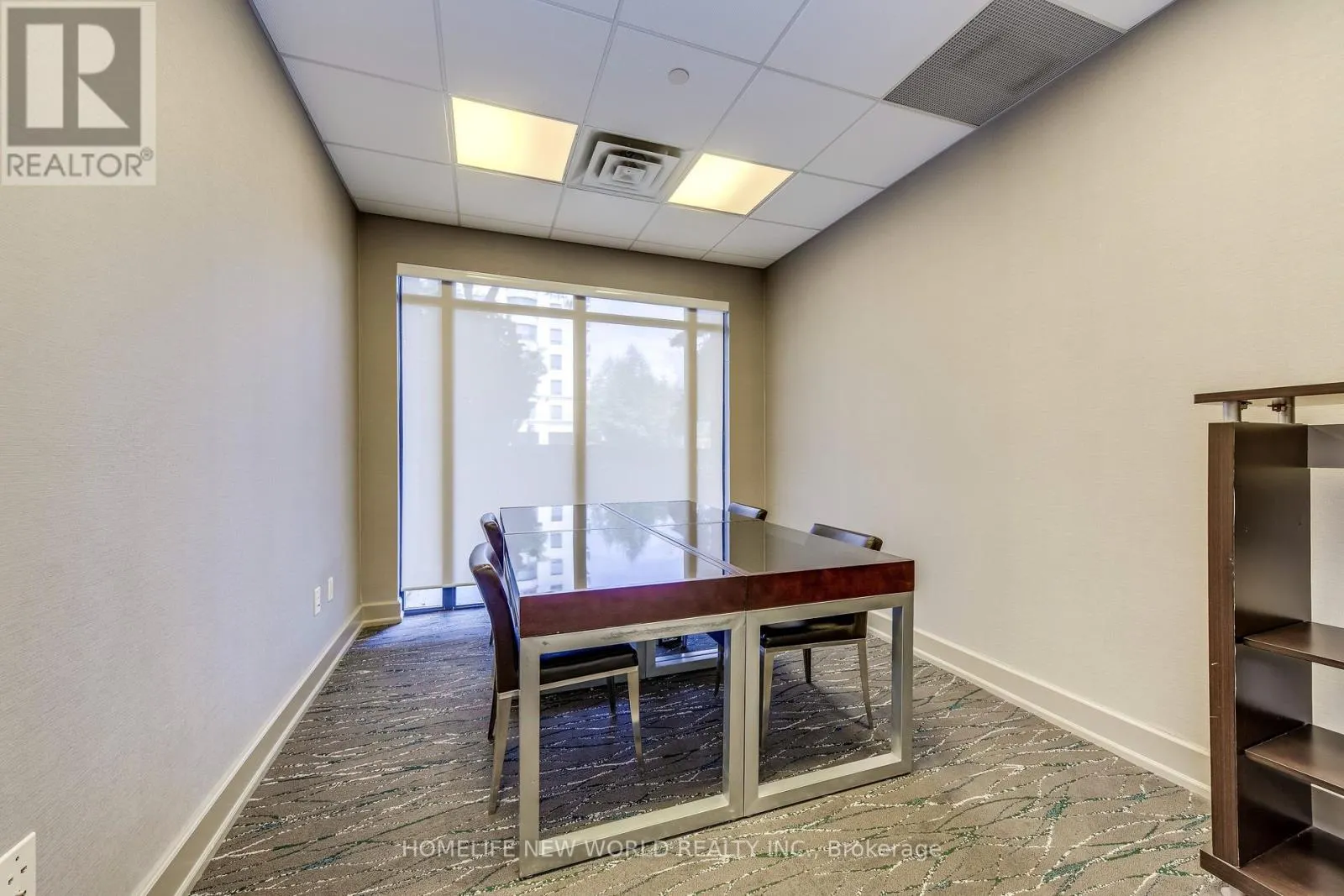 531 - 650 SHEPPARD AVENUE E