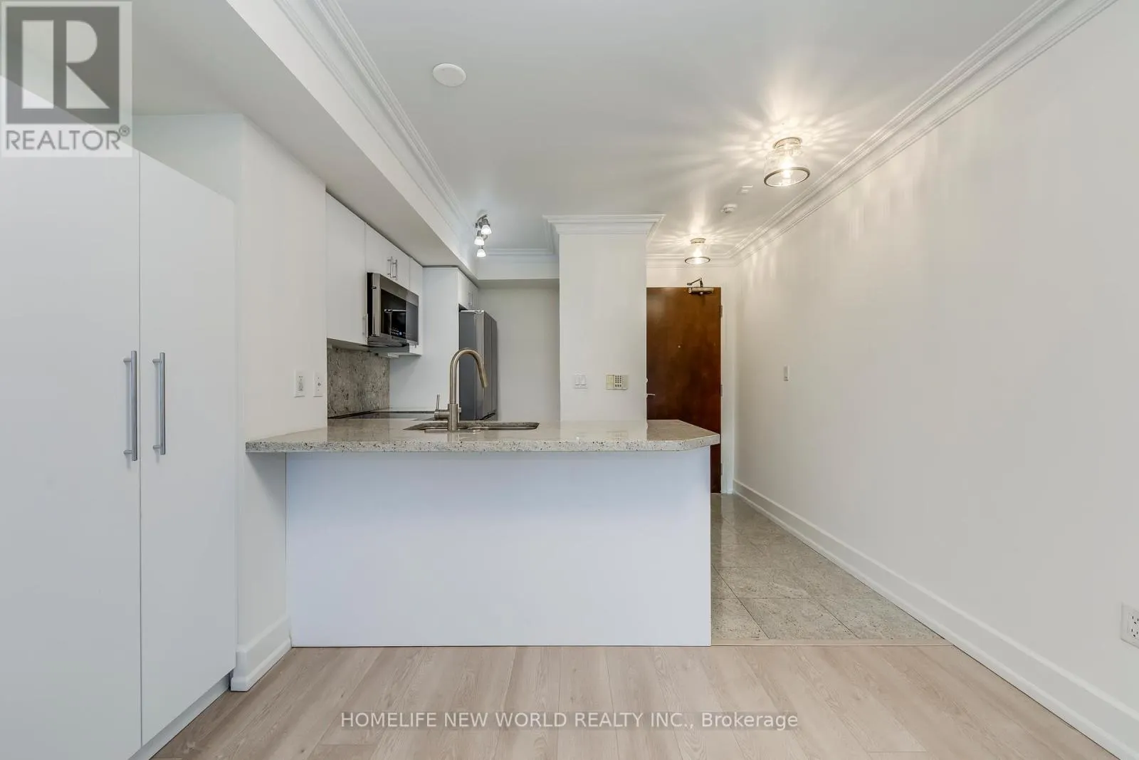 531 - 650 SHEPPARD AVENUE E