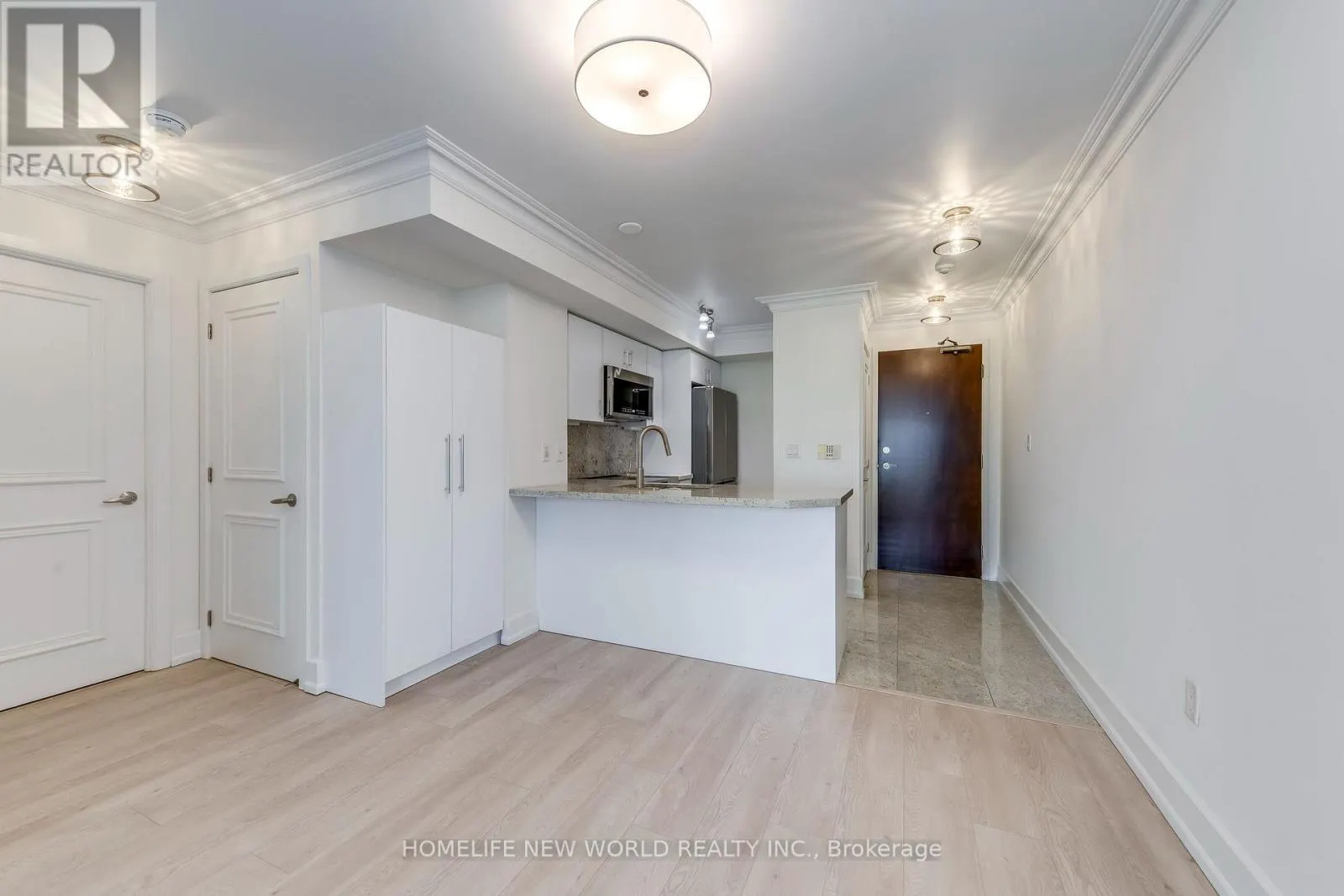 531 - 650 SHEPPARD AVENUE E
