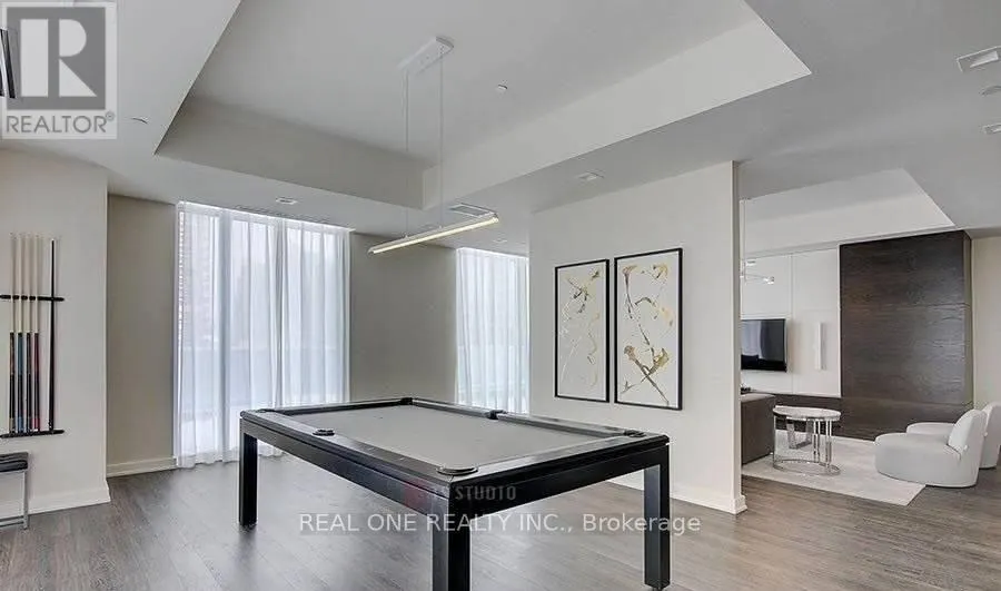 2210 - 5180 YONGE STREET