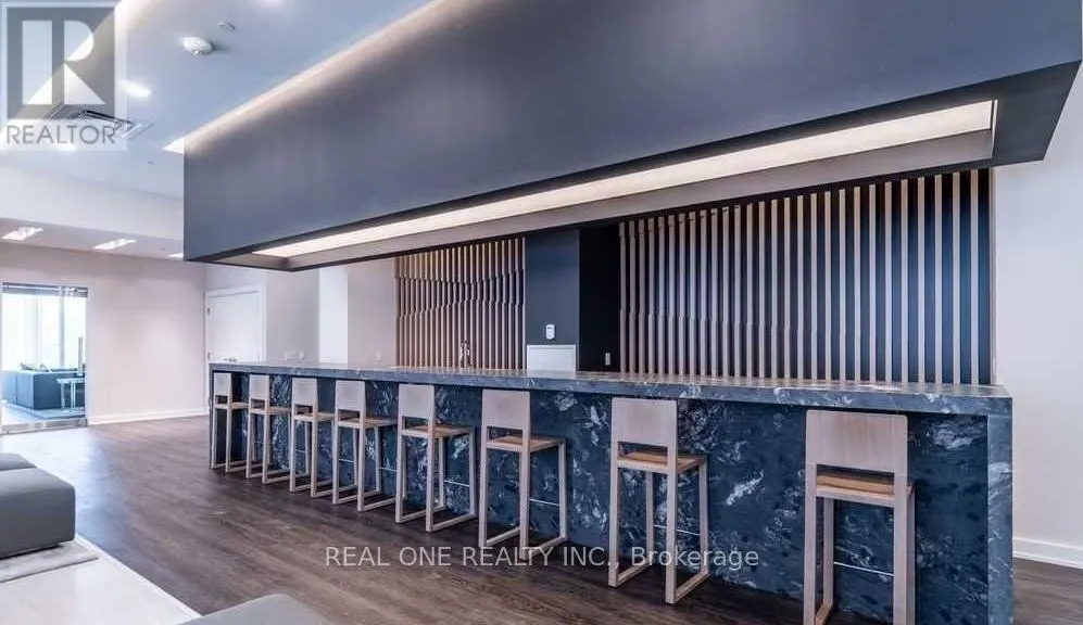 2210 - 5180 YONGE STREET