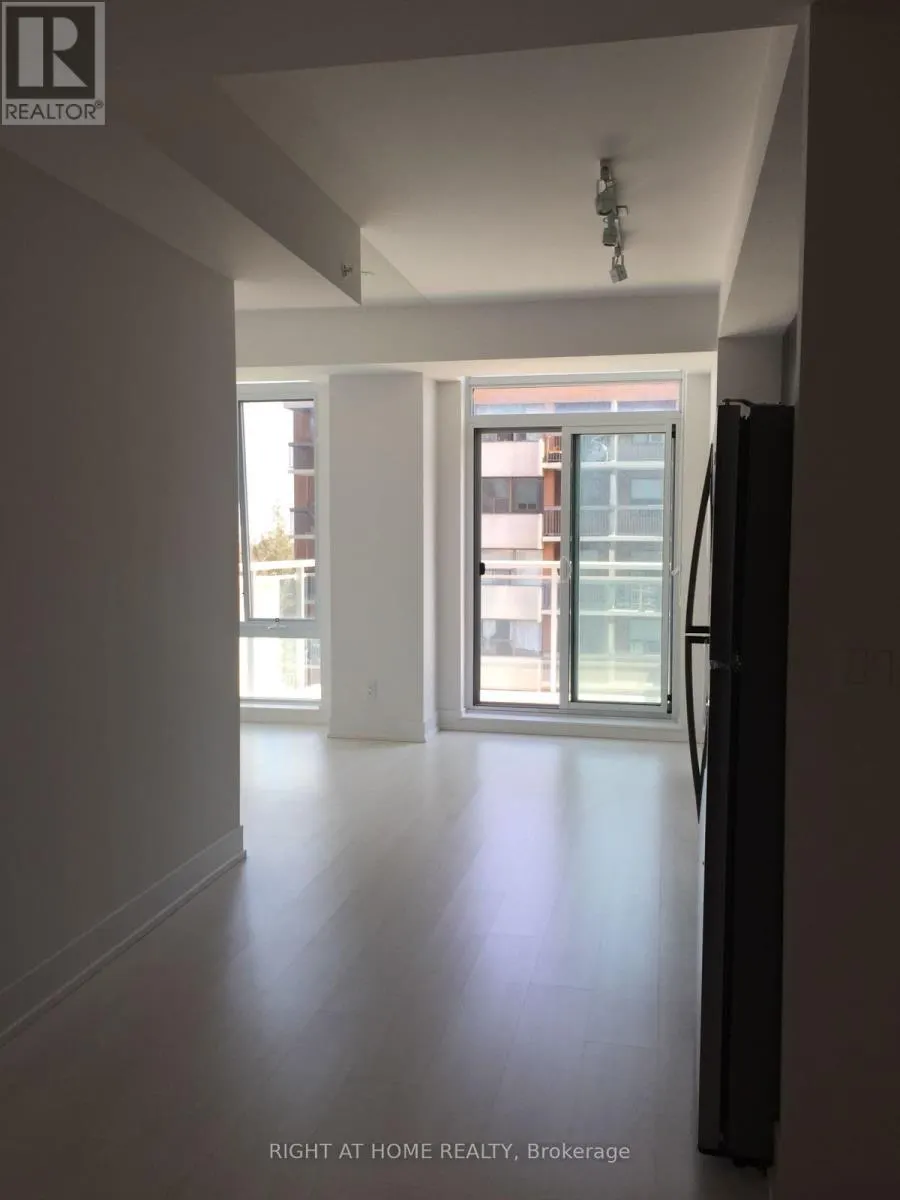 706 - 68 MERTON STREET