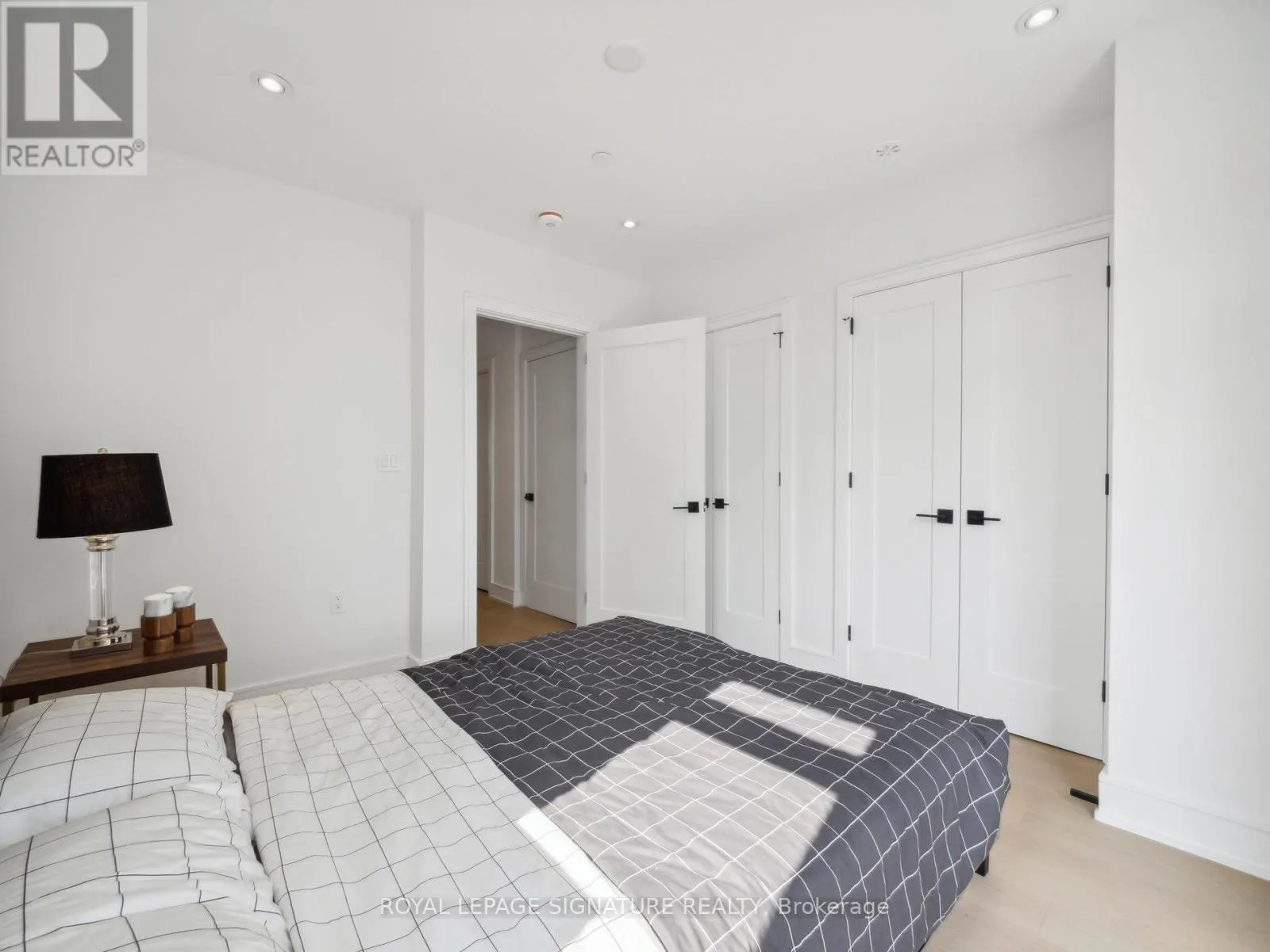 1 FLAX FIELD LANE