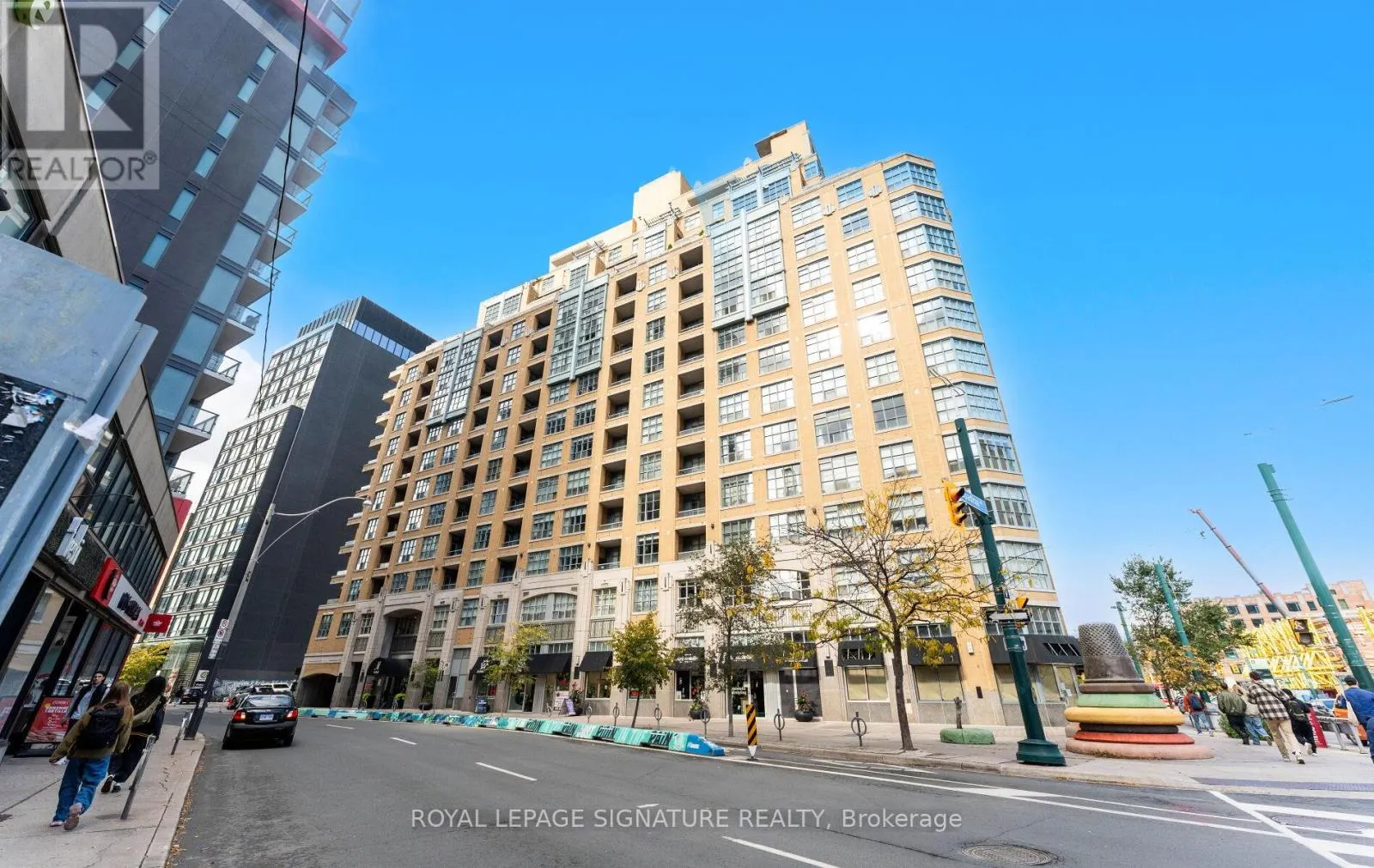 1112 - 438 RICHMOND STREET W