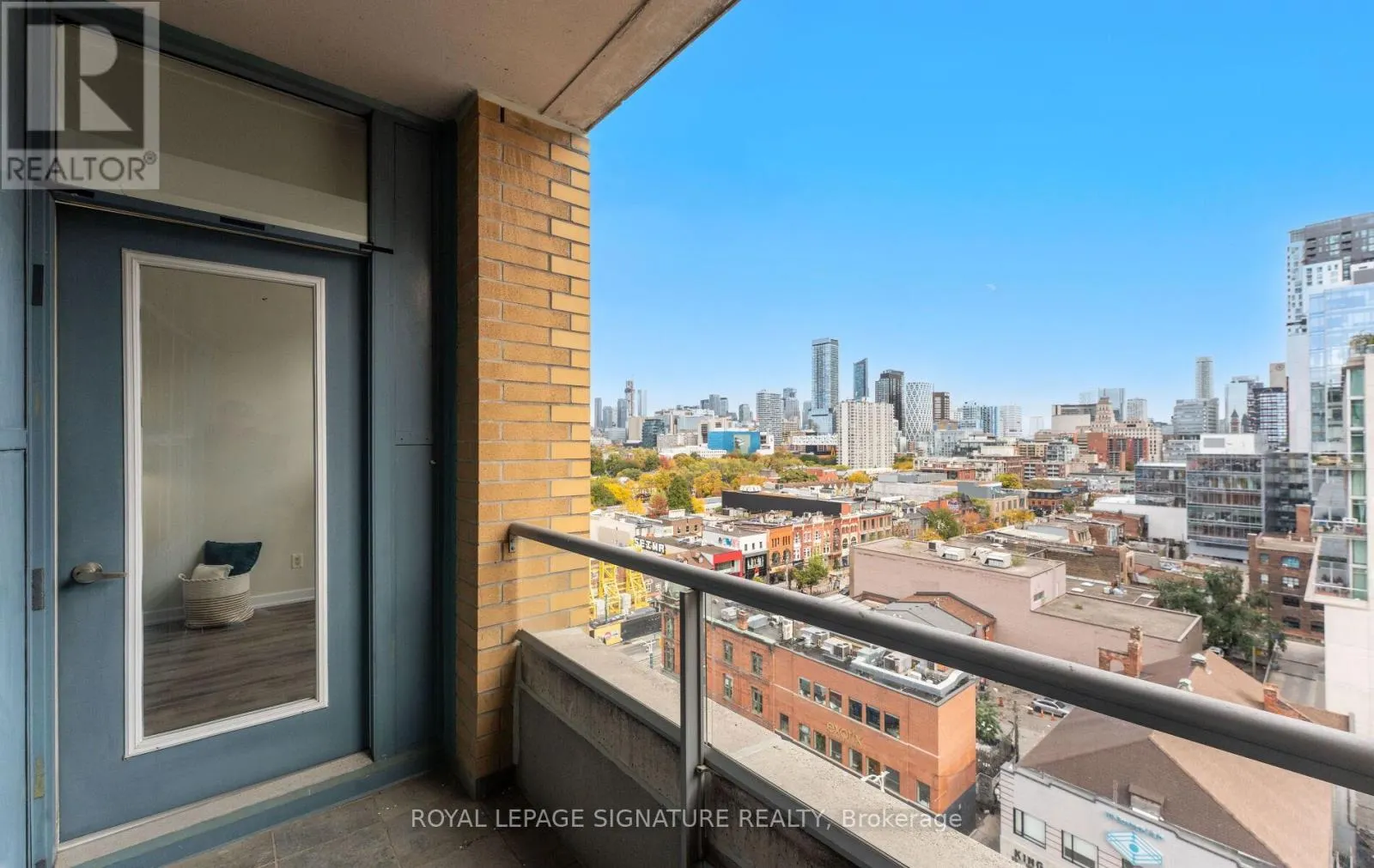 1112 - 438 RICHMOND STREET W